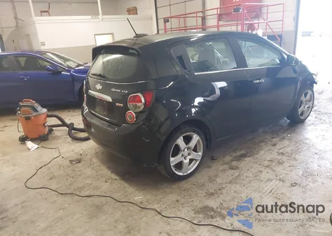 2016 Chevrolet Sonic Ltz Auto z USA, uszkodzony, nr VIN 1G1JE6SB3G4150803